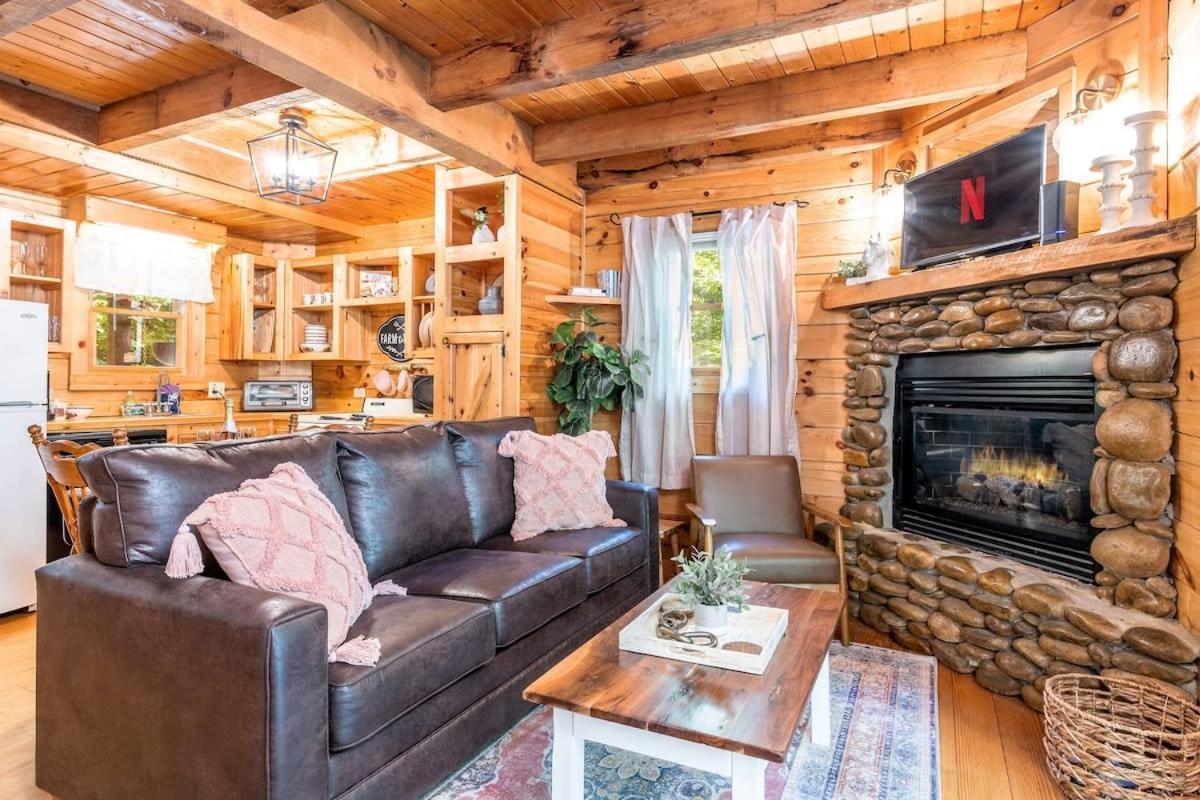 Quaint & Secluded Near Dollywood With Bbq&Hot Tub Villa Pigeon Forge Buitenkant foto